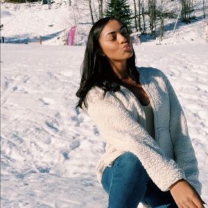 Meet your Posher, Alana